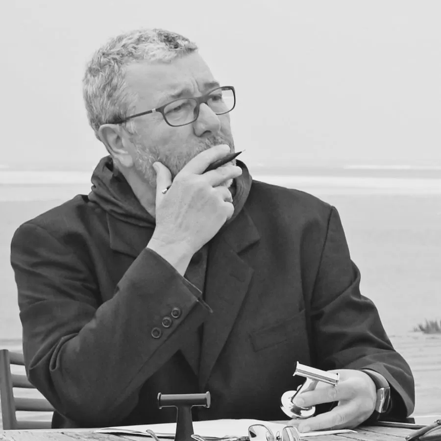 video Design by Philippe Starck