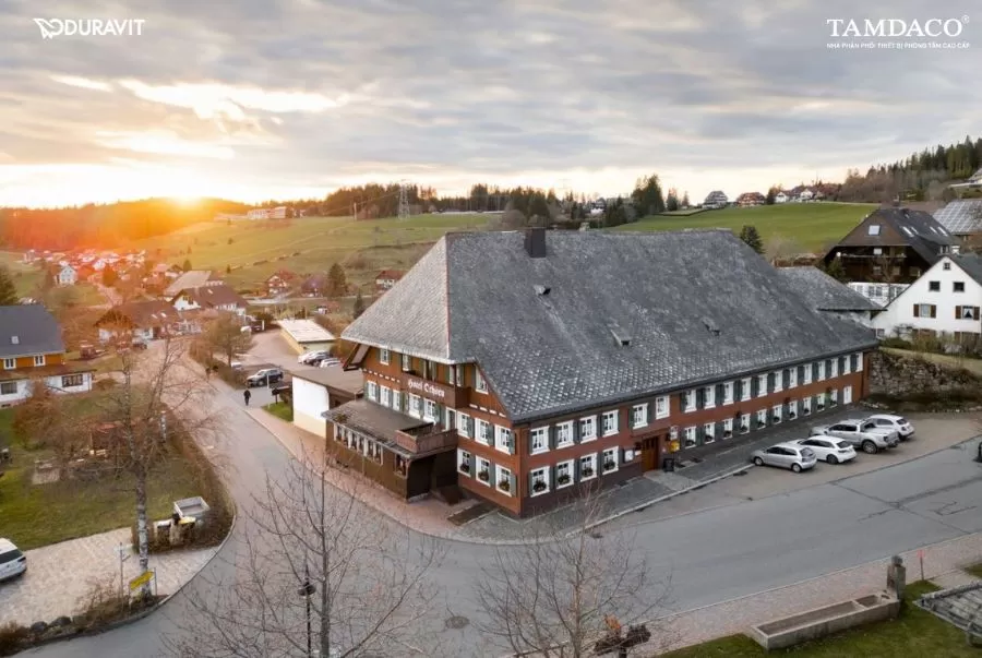 Boutiquehotel Ochsen GmbH - Thiết kế mẫu phòng tắm Duravit theo tinh thần Black Forest