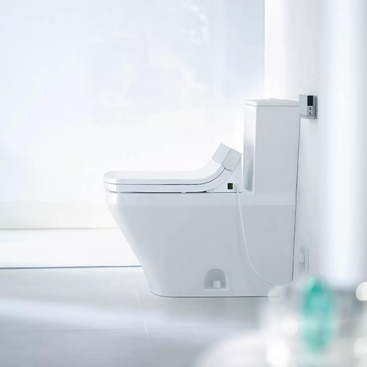 Bồn cầu 1 khối kết hợp nắp rửa điện tử - DuraStyle